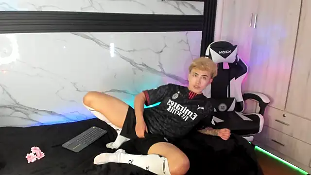 Saimonvela online show from November 5, 2025, 1:38 am