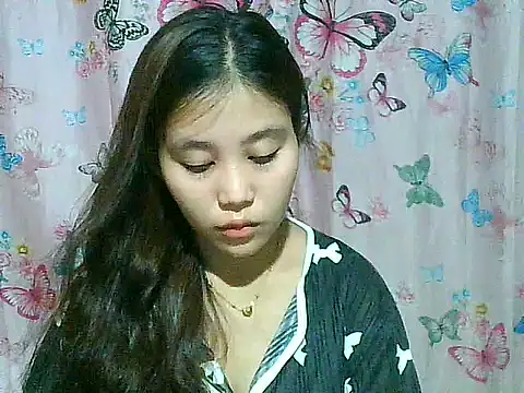 Snapshot of SexyAsianPussy4u chatting on August 1, 2026, 12:21 am SexyAsianPussy4u online show from August 1, 2026, 12:21 am