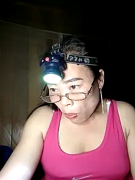 CoMay003 online show from February 10, 2026, 5:06 pm