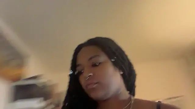 Snapshot of mfdoomisawesome chatting on October 12, 2025, 8:30 pm mfdoomisawesome online show from October 12, 2025, 8:30 pm