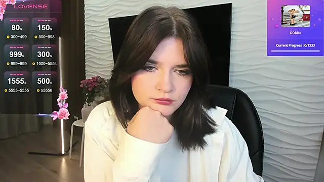 MoriGirl online show from September 24, 2025, 1:03 pm