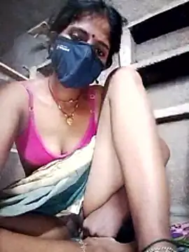 MISS-KAYA online show from October 16, 2025, 4:30 pm