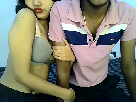 Snapshot of Giveaway_baby chatting on November 14, 2025, 9:35 pm Giveaway baby online show from November 14, 2025, 9:35 pm