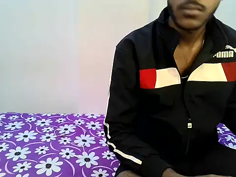 Snapshot of Giveaway_baby chatting on November 16, 2025, 3:12 am Giveaway baby online show from November 16, 2025, 3:12 am