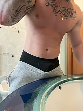 Snapshot of edgarberlanga1312 chatting on February 25, 2026, 12:04 pm edgarberlanga1312 online show from February 25, 2026, 12:04 pm