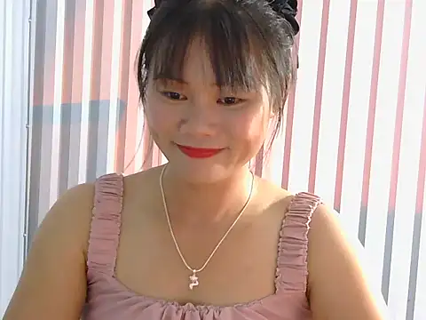 Snapshot of Sisi_dy01 chatting on October 1, 2025, 12:33 pm Sisi dy01 online show from October 1, 2025, 12:33 pm