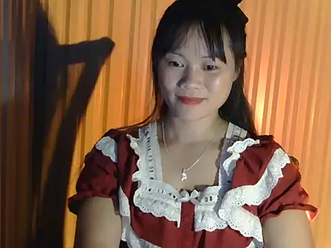 Snapshot of Sisi_dy01 chatting on October 4, 2025, 12:36 pm Sisi dy01 online show from October 4, 2025, 12:36 pm