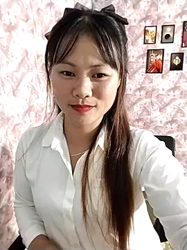 Snapshot of Sisi_dy01 chatting on October 27, 2025, 12:09 pm Sisi dy01 online show from October 27, 2025, 12:09 pm