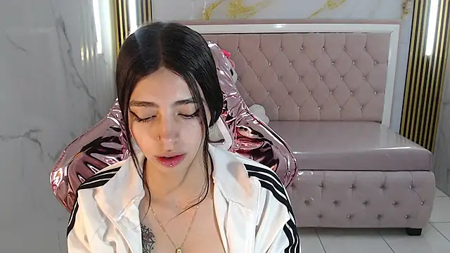 alehp rose s online show from January 19, 2026, 1:04 pm