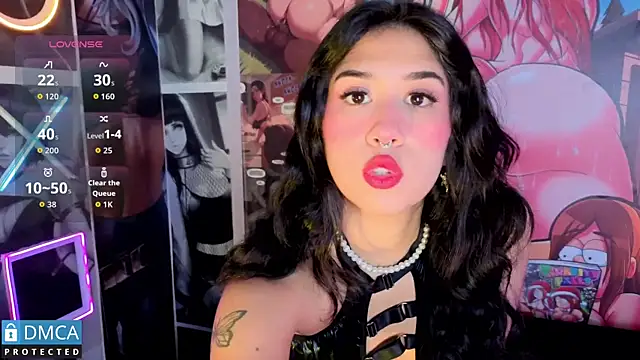 sofia sstone online show from October 11, 2025, 11:31 am