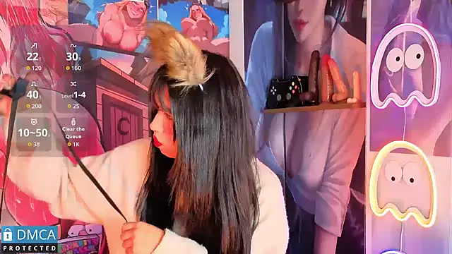 sofia sstone online show from October 14, 2025, 11:11 am