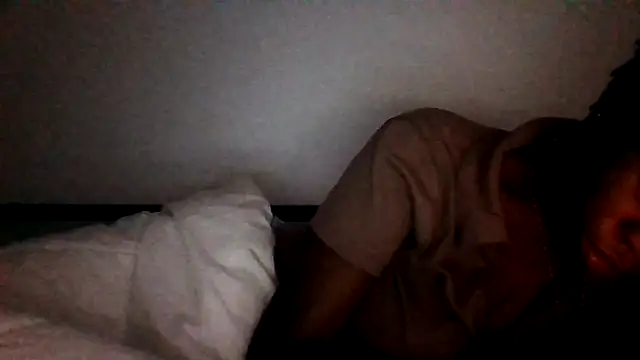 Snapshot of _she_was_a_fairy chatting on November 21, 2025, 12:48 pm she was a fairy online show from November 21, 2025, 12:48 pm