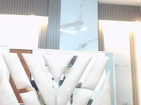 senna mars online show from October 20, 2025, 1:44 pm