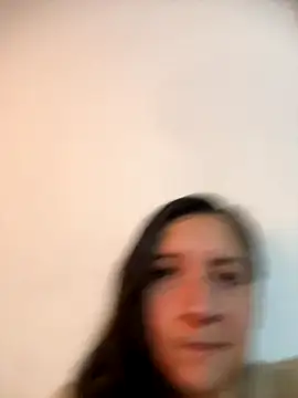 Agatha bellucci  online show from November 9, 2025, 9:35 pm