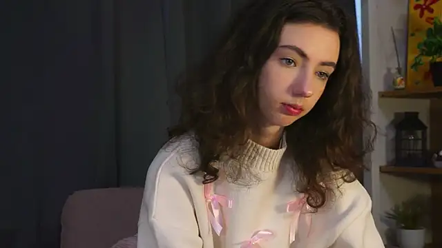 DeneenTurja online show from October 9, 2025, 10:13 am