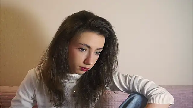 DeneenTurja online show from October 27, 2025, 10:41 am