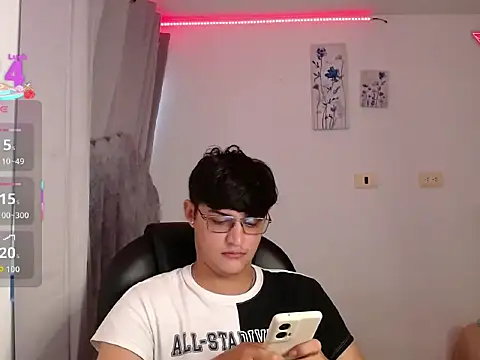 Snapshot of yesitwink_ chatting on March 16, 2026, 11:09 pm yesitwink online show from March 16, 2026, 11:09 pm