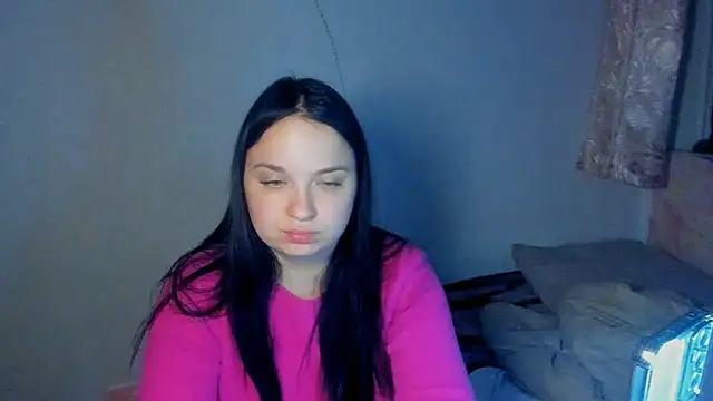 VoxxAura online show from November 6, 2025, 7:26 pm