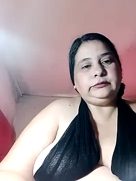 Ayma1983 online show from November 13, 2025, 11:42 am