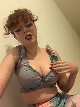 Kyokko-doll online show from November 17, 2025, 11:43 pm