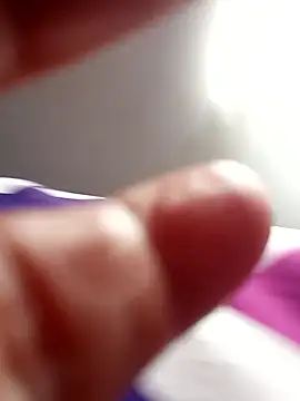 linda luna29 online show from January 11, 2026, 1:27 pm