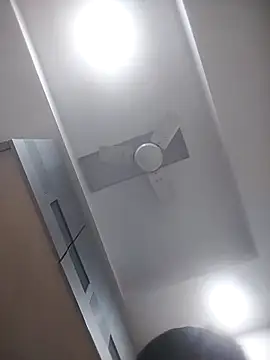 Snapshot of kiss_like_choco11 chatting on February 11, 2026, 7:35 am kiss like choco11 online show from February 11, 2026, 7:35 am