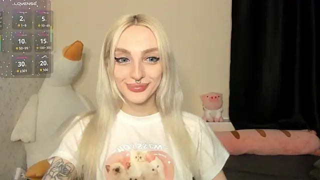 succubantra online show from February 19, 2026, 2:46 pm