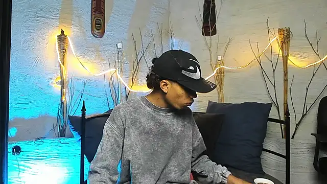 AlanCutee online show from February 17, 2026, 12:34 pm