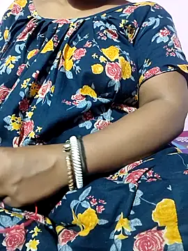 Snapshot of Cute-Swewty chatting on November 22, 2025, 1:10 pm Cute-Swewty online show from November 22, 2025, 1:10 pm