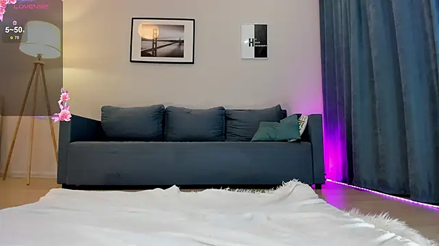 Snapshot of Obaldelaa chatting on October 11, 2025, 3:21 pm Obaldelaa online show from October 11, 2025, 3:21 pm