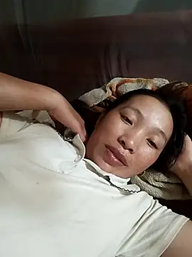 Snapshot of Tamy_20 chatting on October 5, 2025, 4:22 am Tamy 20 online show from October 5, 2025, 4:22 am