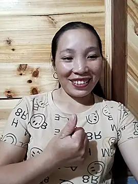 Snapshot of Tamy_20 chatting on October 6, 2025, 12:46 pm Tamy 20 online show from October 6, 2025, 12:46 pm