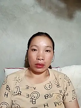 Snapshot of Tamy_20 chatting on October 15, 2025, 6:41 pm Tamy 20 online show from October 15, 2025, 6:41 pm