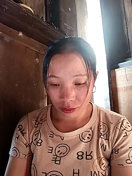 Snapshot of Tamy_20 chatting on October 28, 2025, 7:56 am Tamy 20 online show from October 28, 2025, 7:56 am