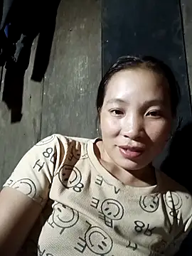 Snapshot of Tamy_20 chatting on November 10, 2025, 1:21 pm Tamy 20 online show from November 10, 2025, 1:21 pm