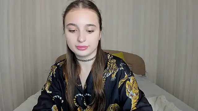 Daria de luxe online show from October 9, 2025, 2:04 pm