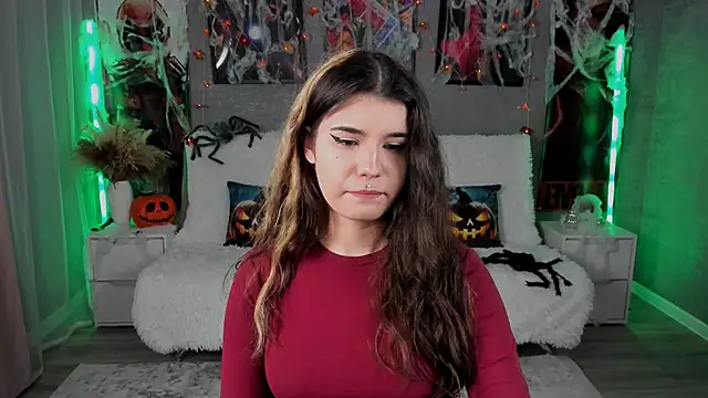 AnoraDark online show from October 14, 2025, 9:15 pm