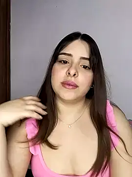 Nahomy cm online show from September 29, 2025, 11:42 pm