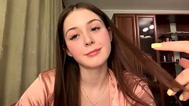 Adel strongwoman online show from March 31, 2026, 5:24 pm