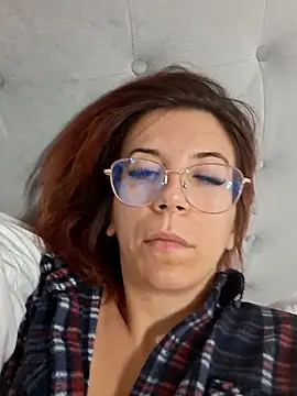 Snapshot of Anayssa_ chatting on September 28, 2025, 8:25 pm Anayssa online show from September 28, 2025, 8:25 pm