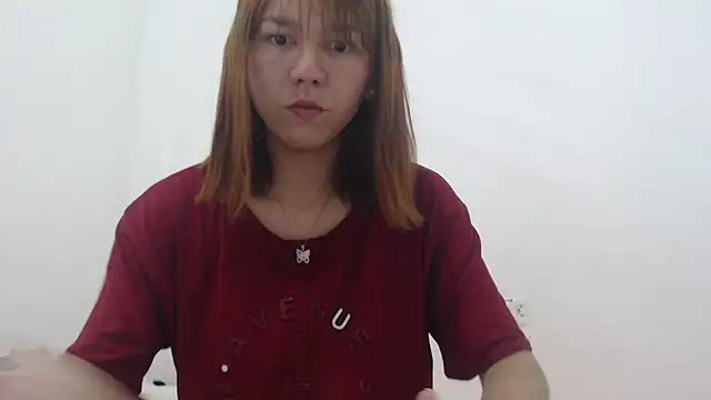 Dolly Peach  online show from October 7, 2025, 7:11 pm