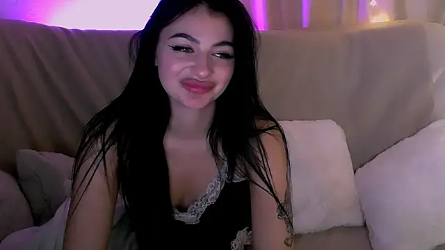 Snapshot of BagiraBella chatting on November 10, 2025, 10:42 pm BagiraBella online show from November 10, 2025, 10:42 pm