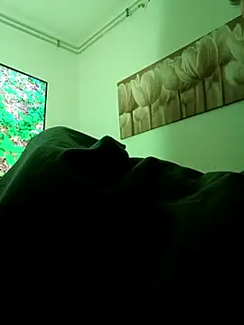 handsome8inchh online show from November 19, 2025, 12:21 am