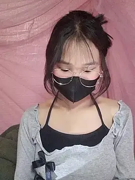 saronla 03 online show from January 14, 2026, 6:41 am