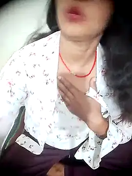 Snapshot of Chandrakanta-Devi chatting on October 11, 2025, 8:13 am Chandrakanta-Devi online show from October 11, 2025, 8:13 am