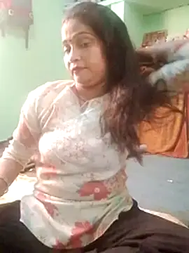 Snapshot of Chandrakanta-Devi chatting on October 26, 2025, 9:15 am Chandrakanta-Devi online show from October 26, 2025, 9:15 am