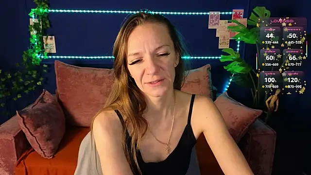 Jesica mooon online show from January 15, 2026, 1:43 am