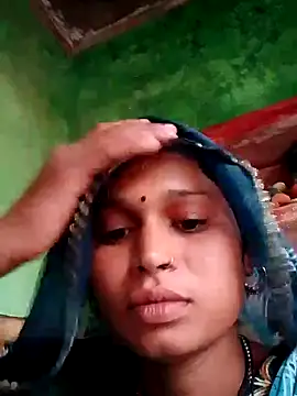 Snapshot of Juhi_chawla chatting on September 16, 2025, 12:39 pm Juhi chawla online show from September 16, 2025, 12:39 pm