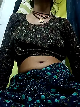 Snapshot of Juhi_chawla chatting on October 21, 2025, 3:46 pm Juhi chawla online show from October 21, 2025, 3:46 pm