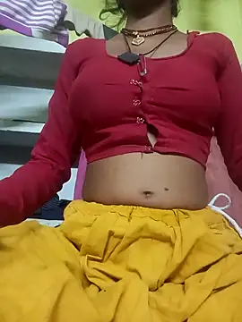 Snapshot of Juhi_chawla chatting on October 31, 2025, 3:46 pm Juhi chawla online show from October 31, 2025, 3:46 pm